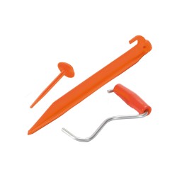 SET DE PIQUETS EN PLASTIQUE (20 DE 20 CM + 10 DE 8 CM + MAILLET) BRUNNER