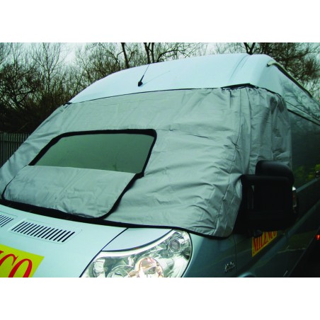 RIDEAU D'ISOLATION...