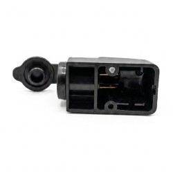 SOCLE 12V AC AVEC COUVERCLE