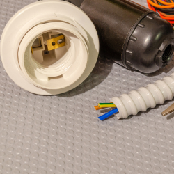 PIECES DETACHEES ELECTRICITE